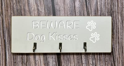 BEWARE DOG KISSES - Key/Dog Lead Hanger 3 BEWARE DOG KISSES - Key/Dog Lead Hanger - Image 3