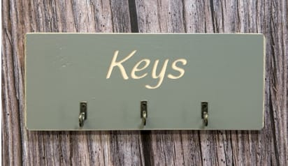 KEYS - Key/Pet Lead Hanger 3 KEYS - Key/Pet Lead Hanger - Image 3