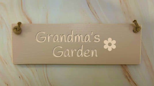 Grandma’s Garden – 30cm Rustic Wooden Sign