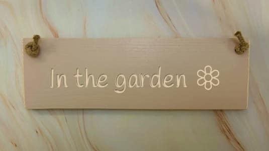 In the garden - 30cm Rustic Wooden Sign 3 In the garden - 30cm Rustic Wooden Sign - Image 3
