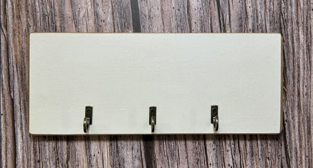 Personalise your own unique key/dog lead hanger 5 white