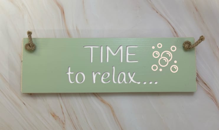 Time to relax - 30cm Rustic Wooden Sign 4 Time to relax - 30cm Rustic Wooden Sign - Image 4